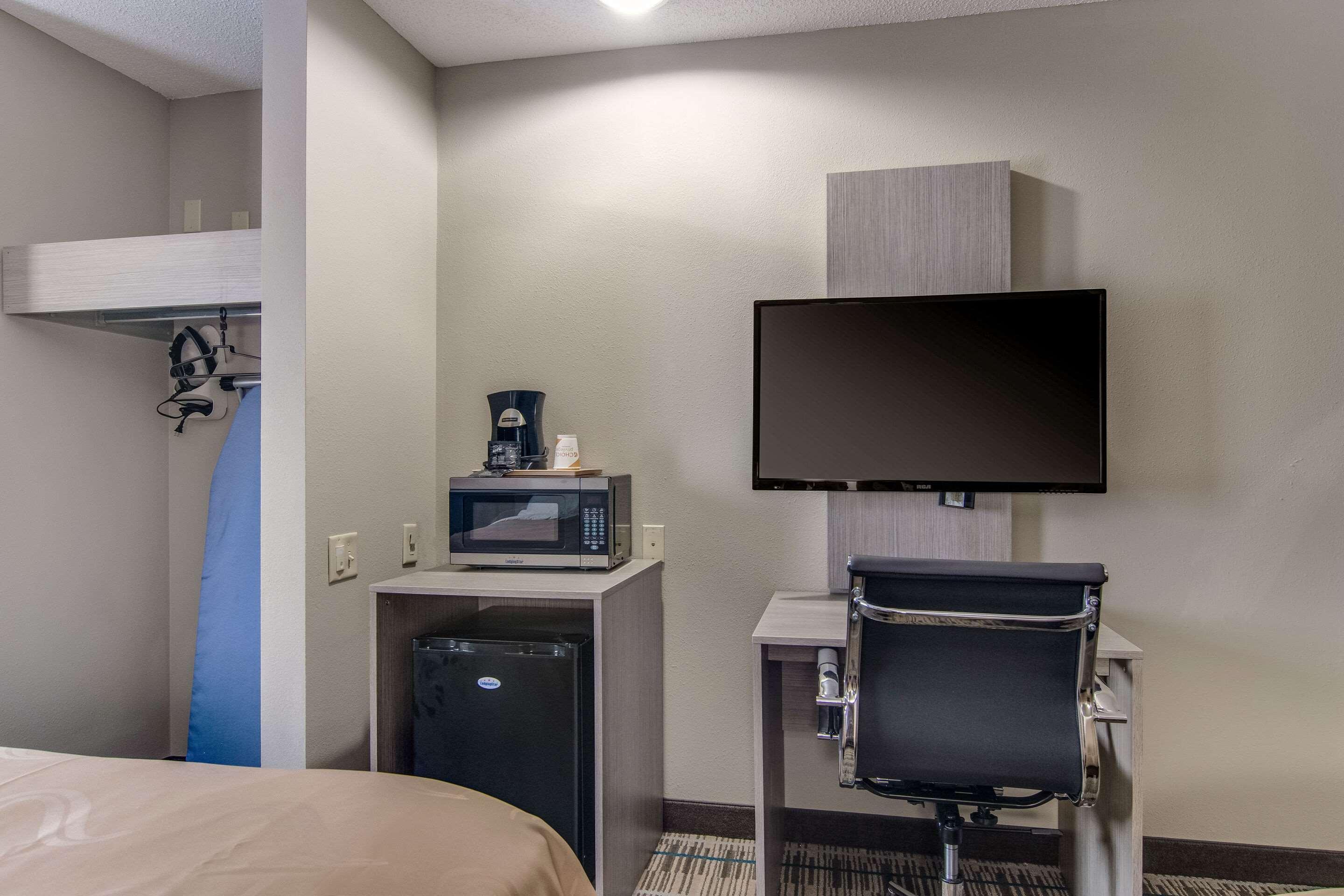 Monroe Heights Grove City Extérieur photo