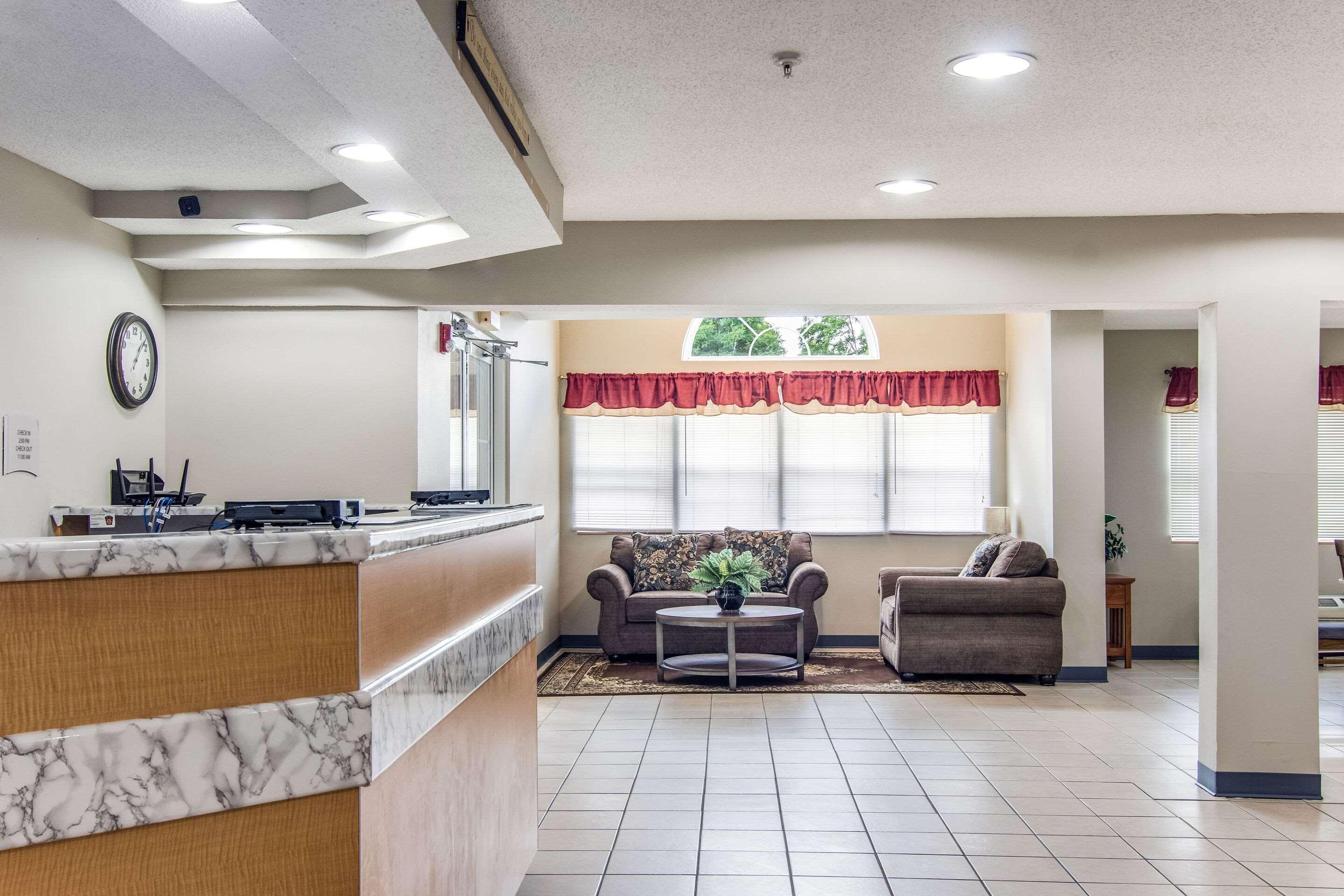 Monroe Heights Grove City Extérieur photo