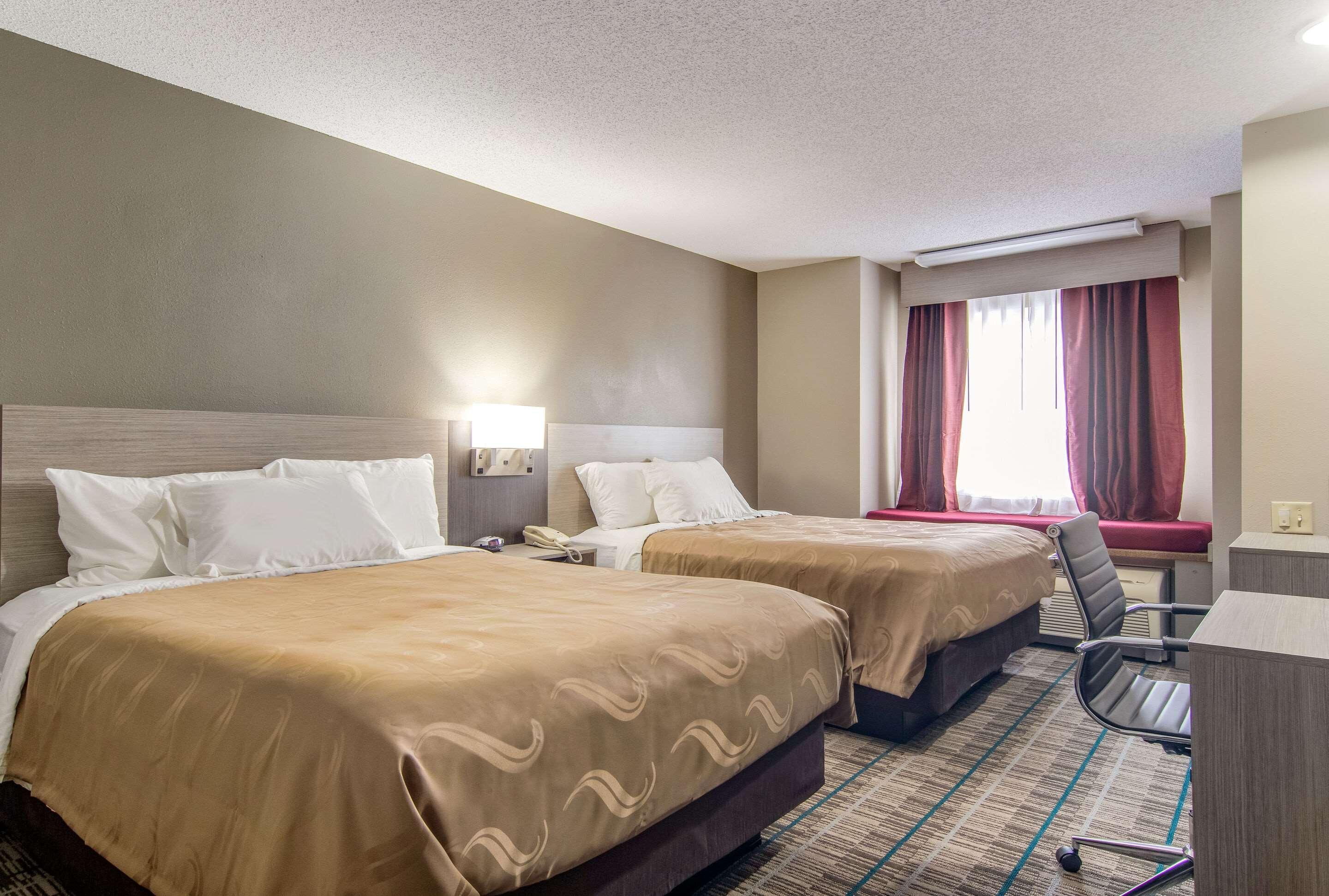Monroe Heights Grove City Extérieur photo