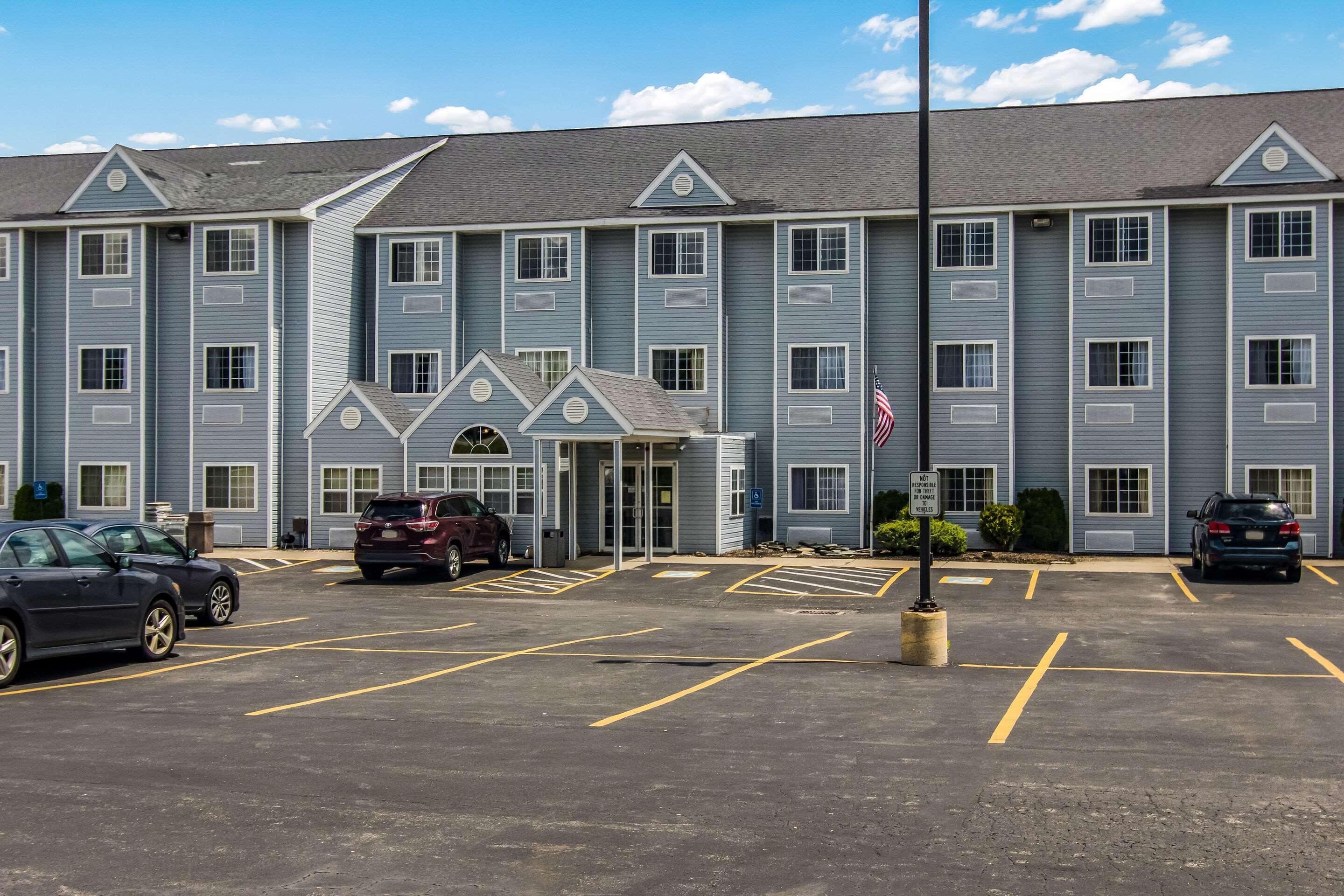 Monroe Heights Grove City Extérieur photo
